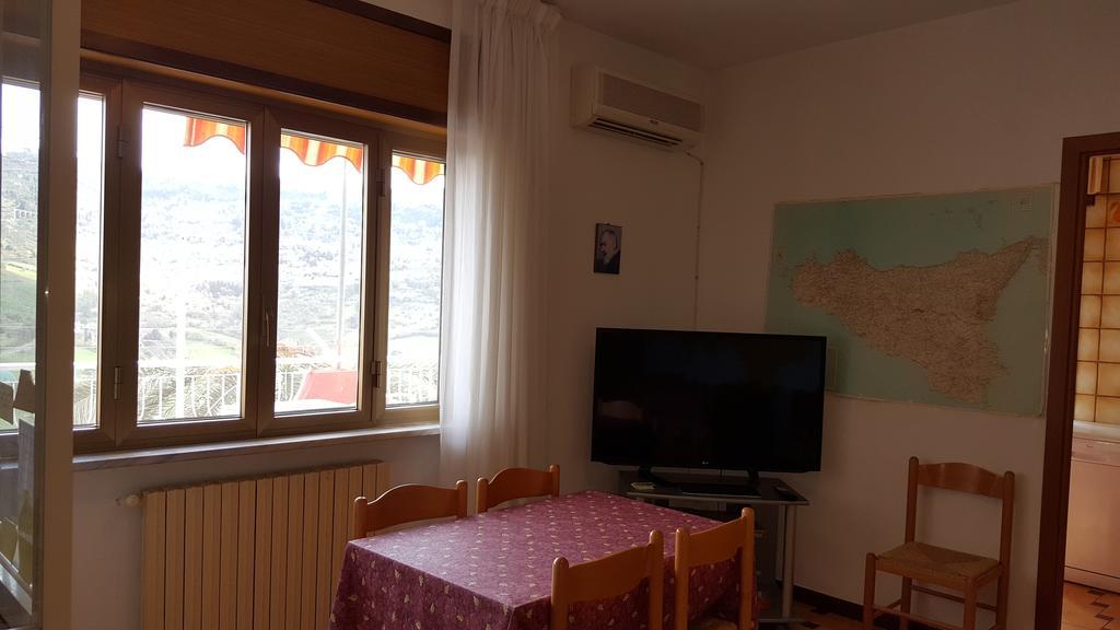 B&B Da Pietro Calascibetta Экстерьер фото